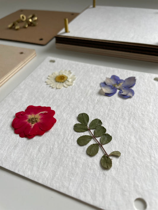 Flower Press Kit Natural Brown