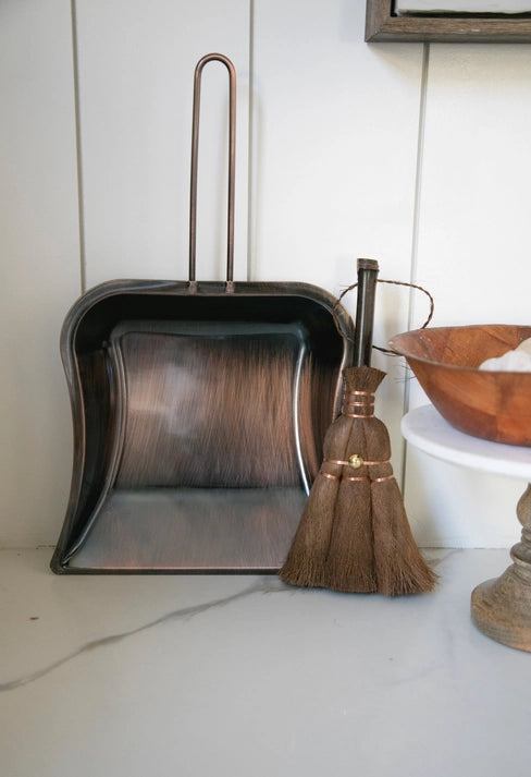 Vintage Farmhouse Small Dustpan
