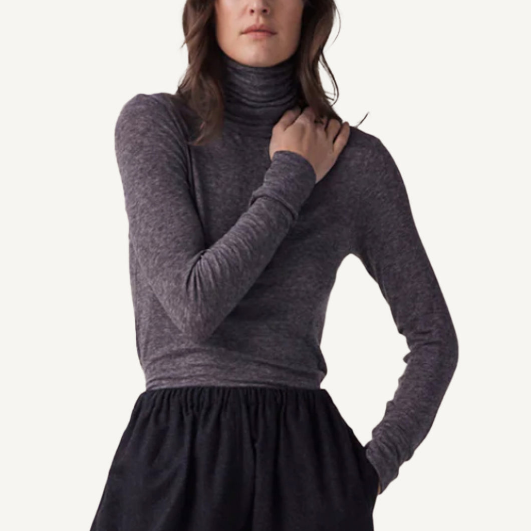 Wool Blend Lightweight Knit Turtleneck - Grey