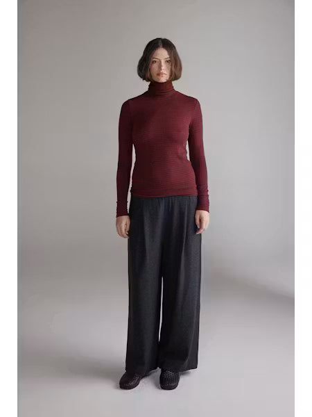 Wool Blend Lightweight Stripe Turtleneck - Red/Grey