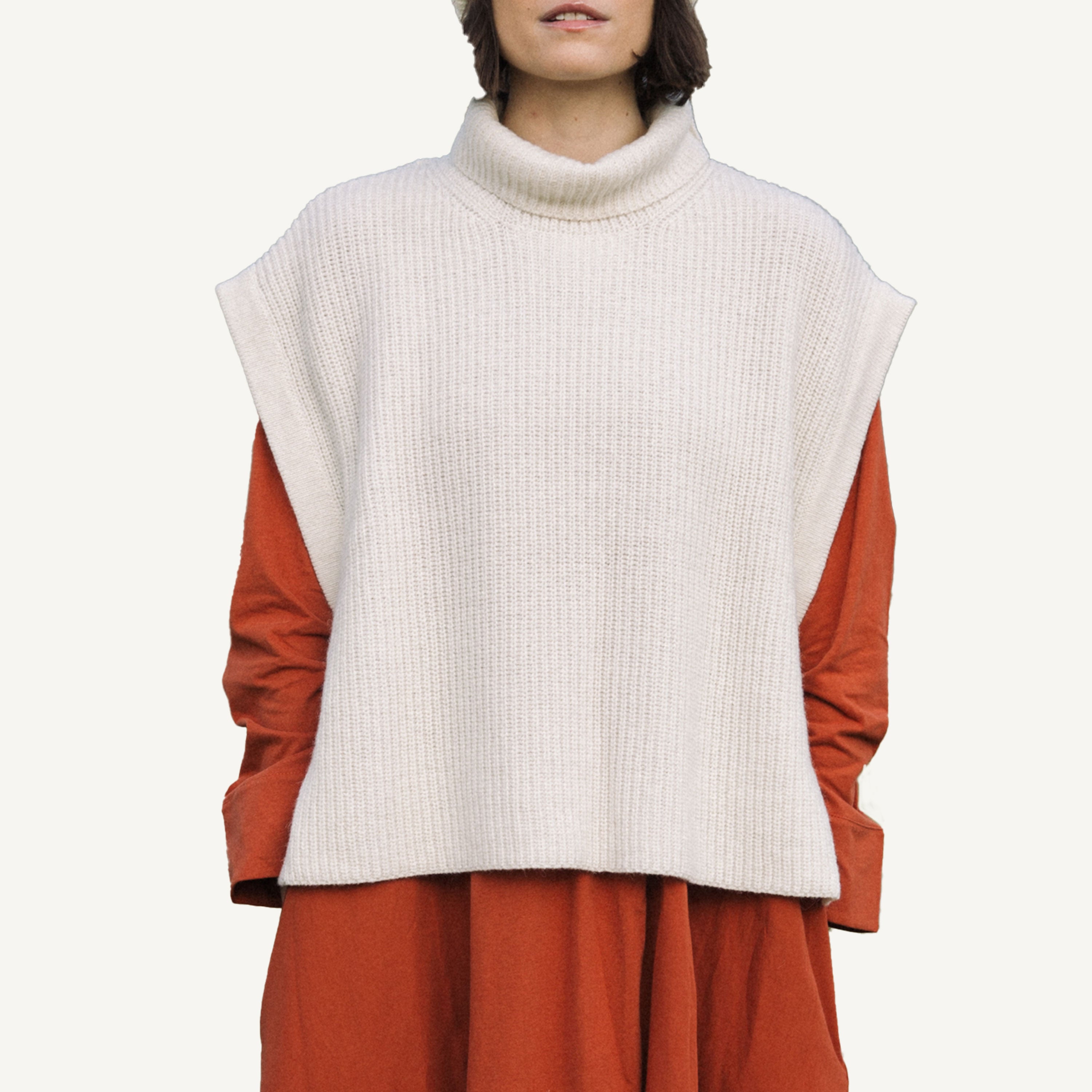 White knitted vest hotsell