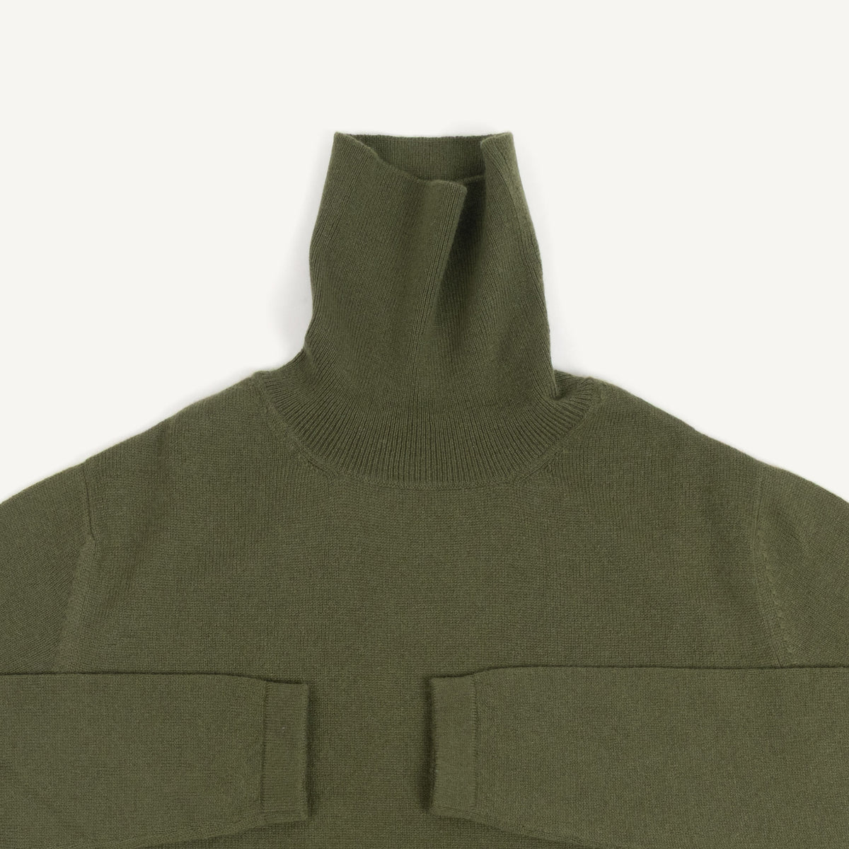 CA Cashmere Turtleneck - Bay Leaf