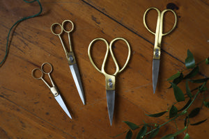 7.5" Brass Scissor