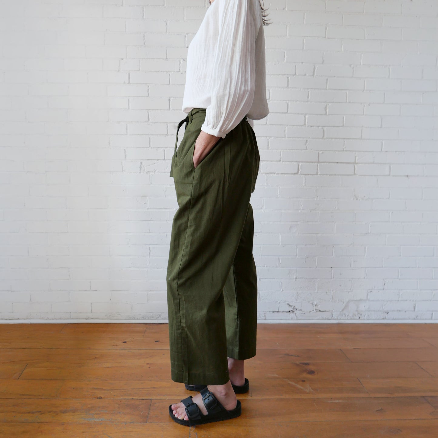 CA The Pant - Linen Olive