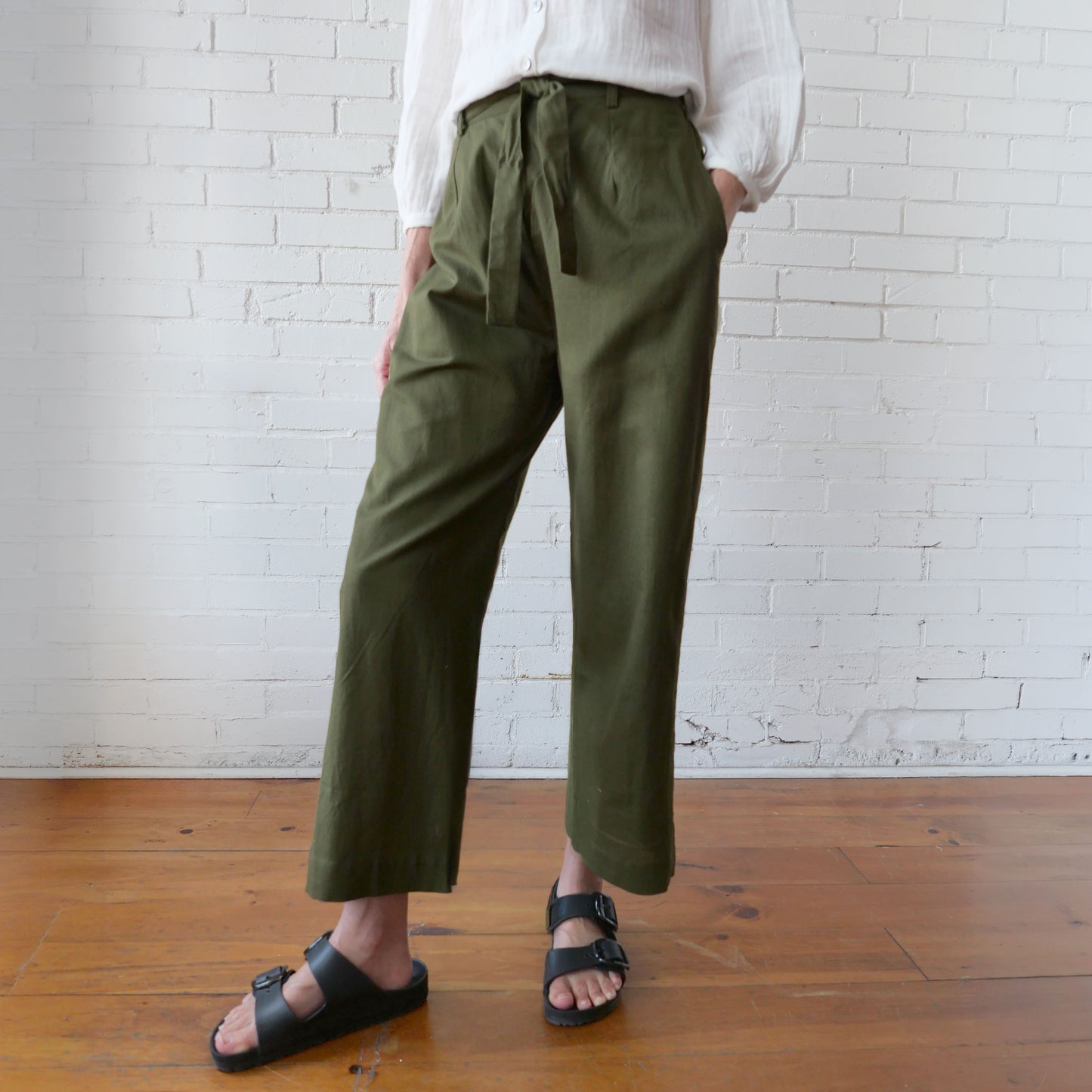 CA The Pant - Linen Olive