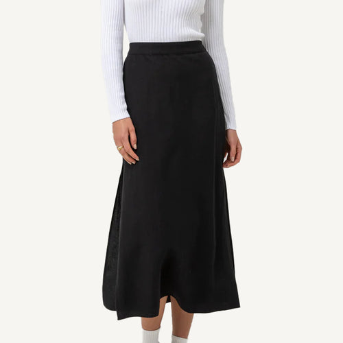 Classic Midi Skirt - Black