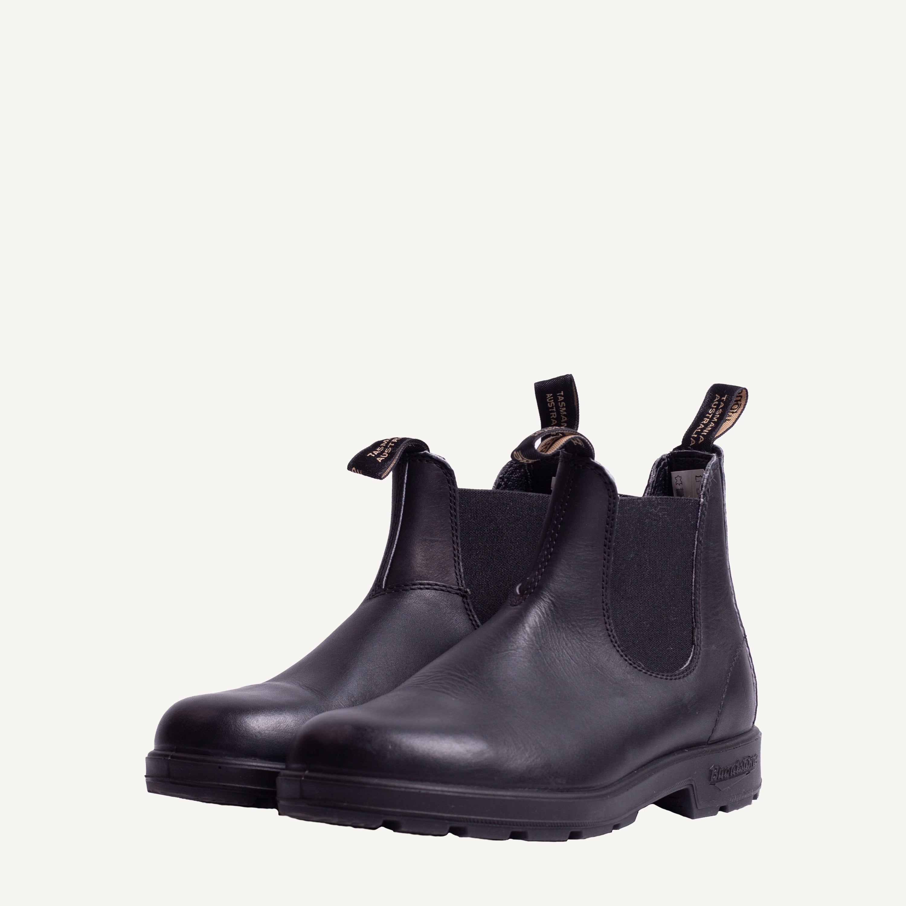 Voltan hot sale black blundstone